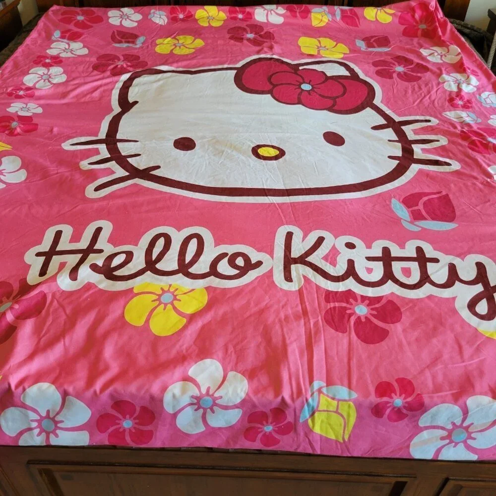 Hello Kitty Twin Duvet & Twin/Full Flat Sheet Set Pink Reversible